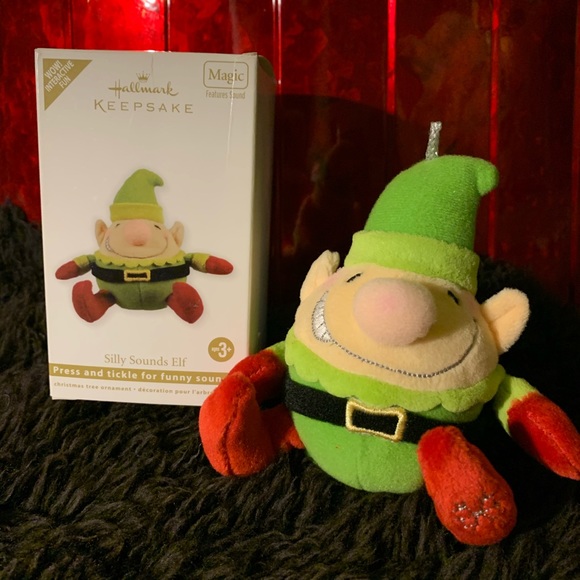 HALLMARK 2011 SOUND ORNAMENT ~ SILLY SOUNDS ELF